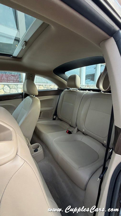 Used 2014 Volkswagen Beetle 1.8T image 28