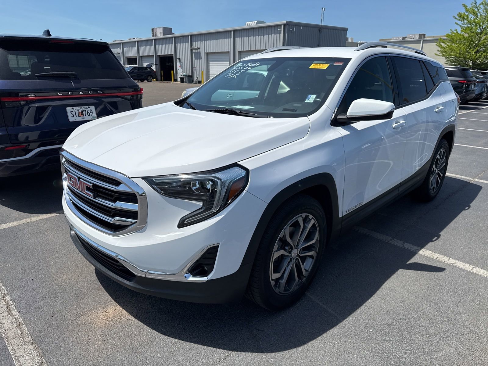 Used 2019 GMC Terrain SLT image 3