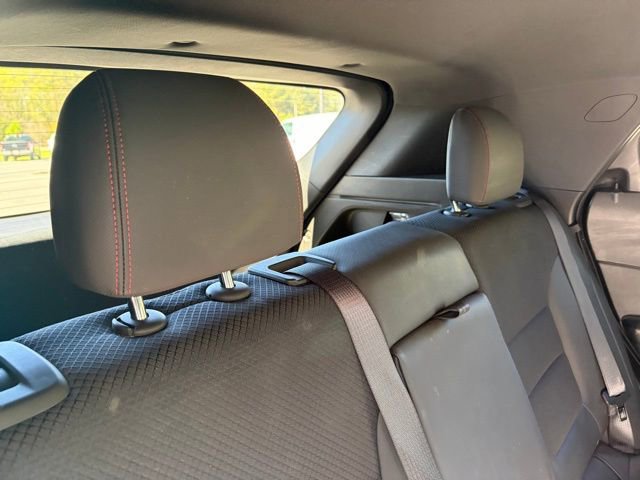 Used 2021 Chevrolet TrailBlazer RS w/ Technology Package image 21