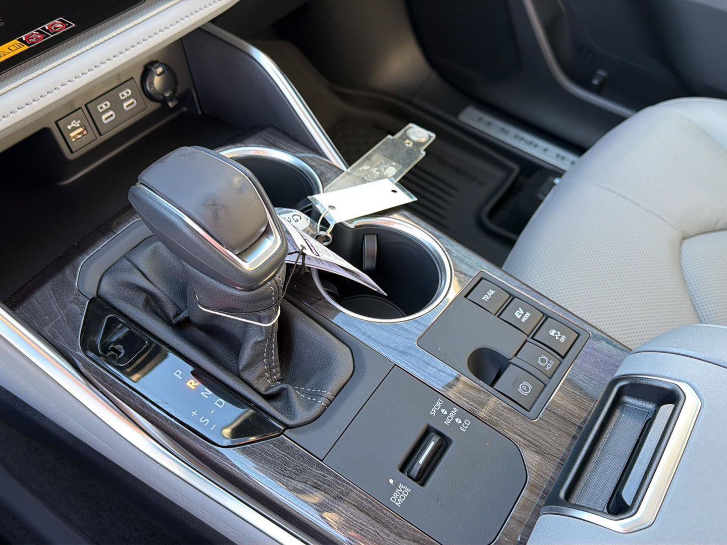 New 2026 Toyota Highlander Limited AWD/4WD image 29