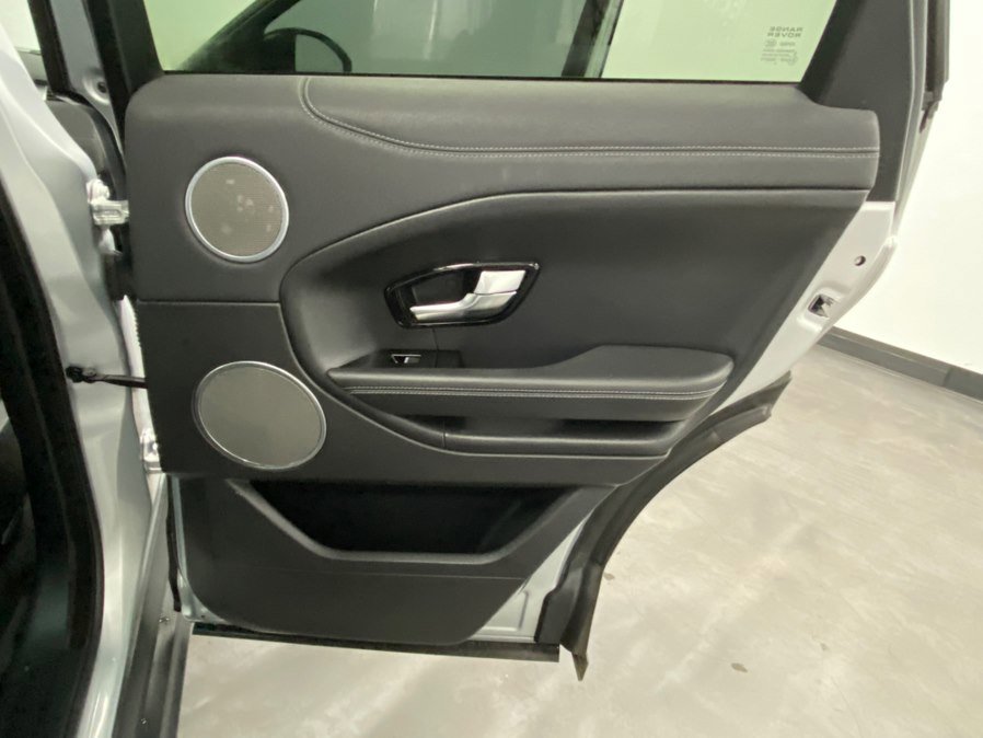 Used 2016 Land Rover Range Rover Evoque HSE Dynamic image 47