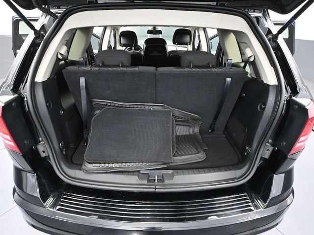 Used 2019 Dodge Journey SE image 36