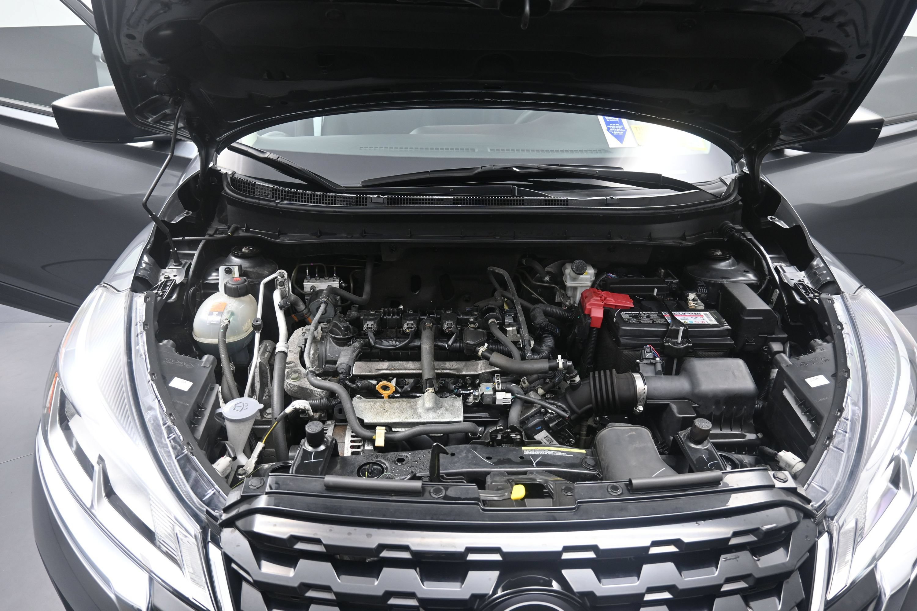Used 2024 Nissan Kicks S FWD image 12