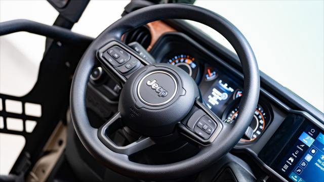 Used 2026 Jeep Wrangler Unlimited Sport AWD/4WD image 32
