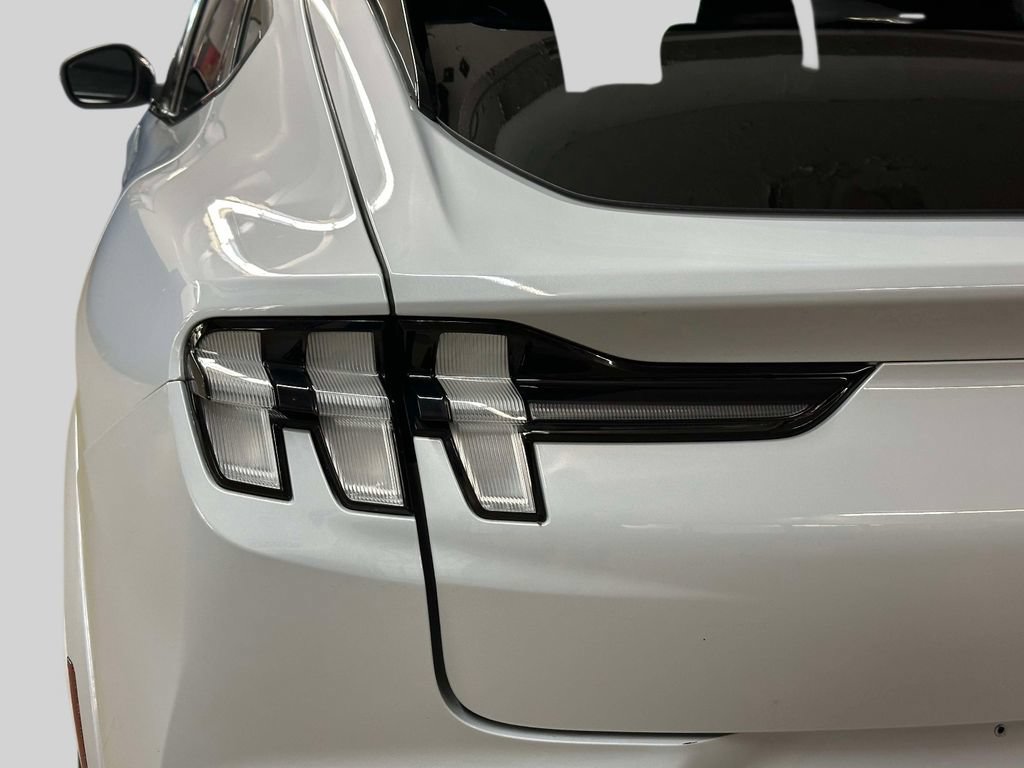 Used 2022 Ford Mustang Mach-E GT AWD/4WD image 15