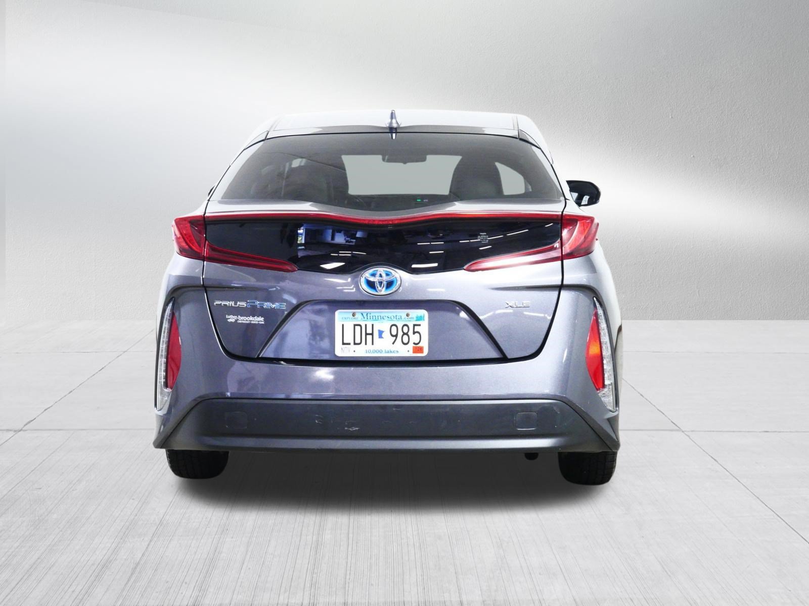 Used 2022 Toyota Prius Prime XLE FWD image 6