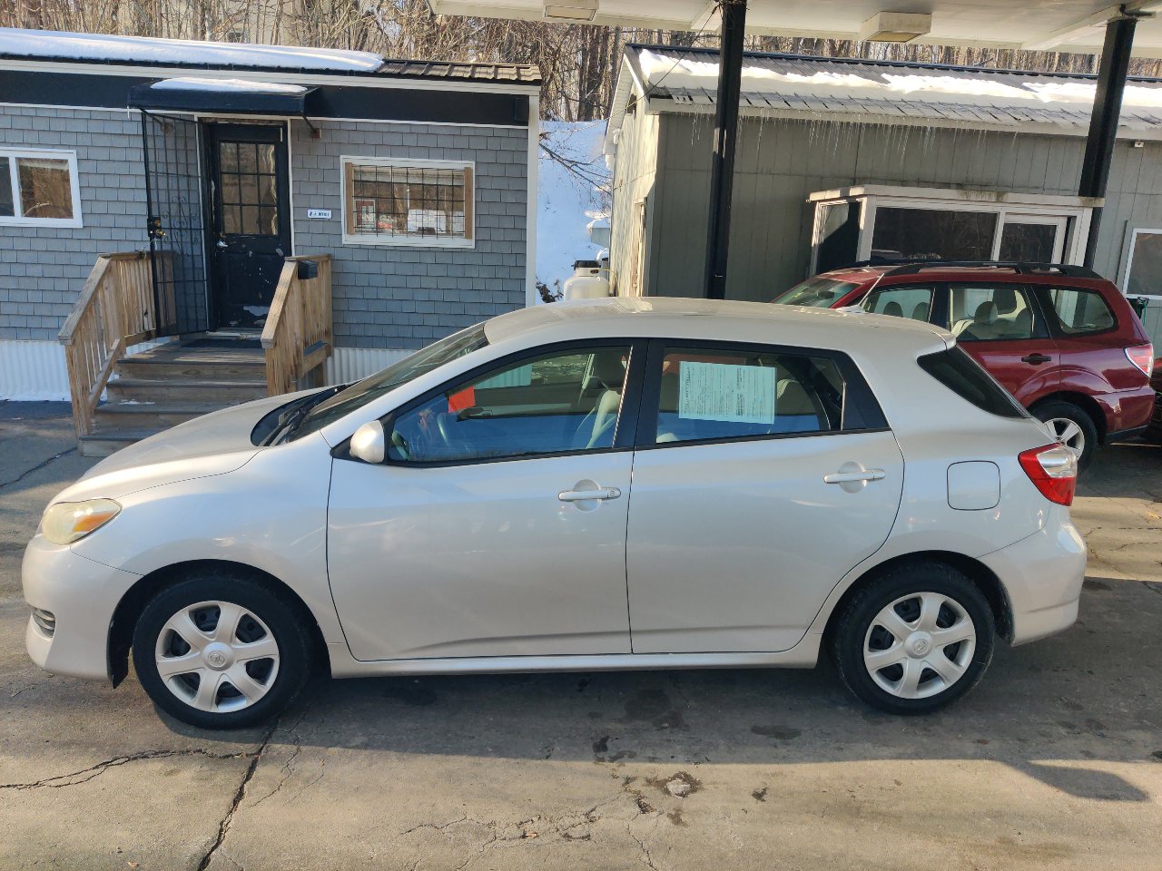 Used 2009 Toyota Matrix image 3