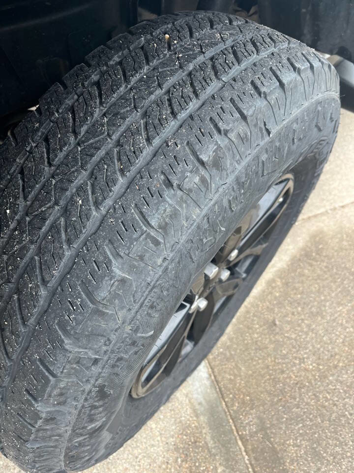 Used 2022 Jeep Gladiator Sport image 15