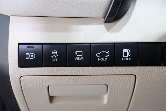 Used 2020 Toyota Camry XLE w/ Driver Assist Package FWD image 20