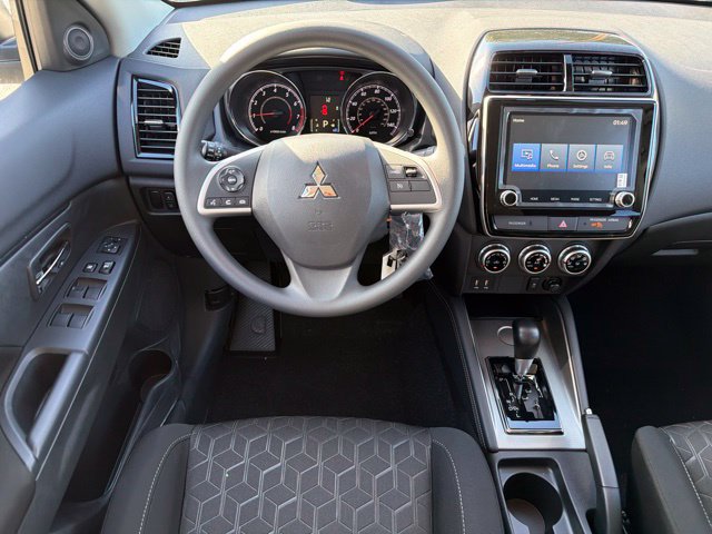 New 2027 Mitsubishi Outlander Sport ES FWD image 18