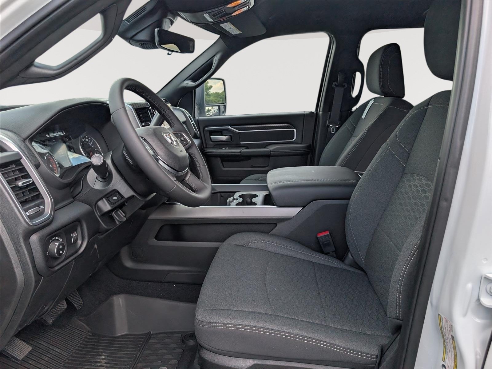 New 2026 RAM 2500 Big Horn AWD/4WD image 11