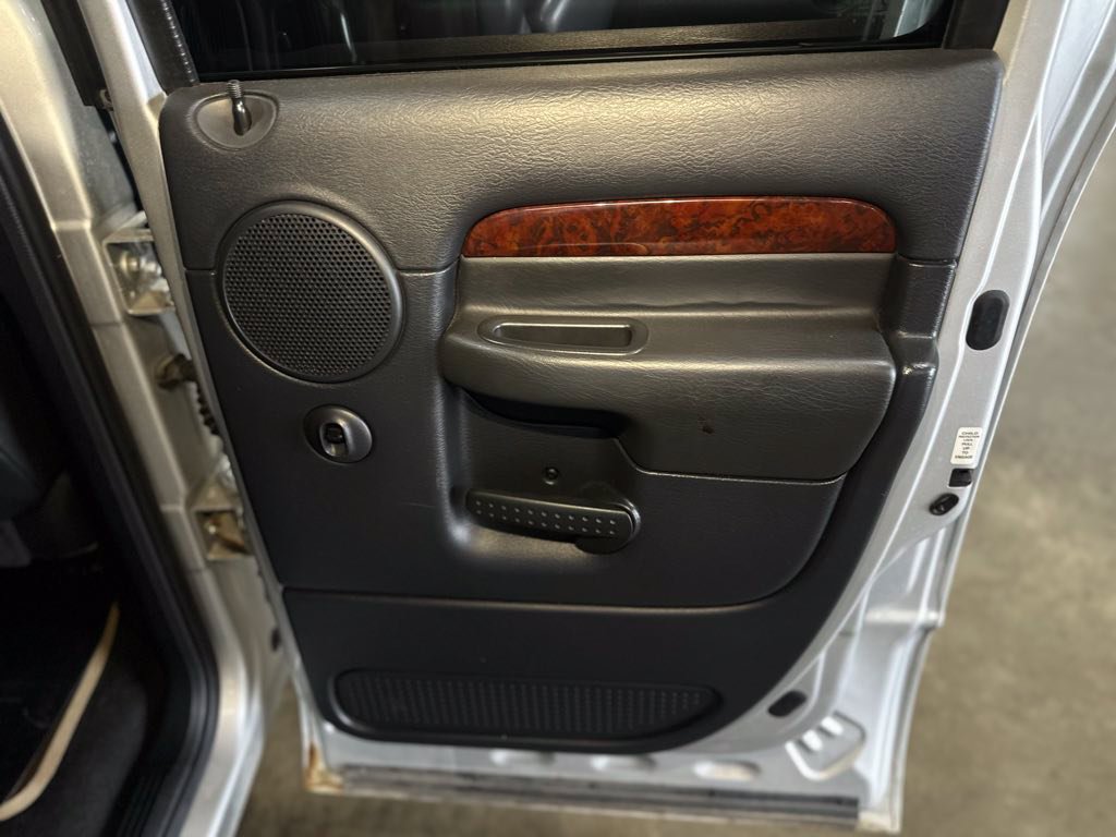 Used 2003 Dodge Ram 3500 Truck ST RWD image 5