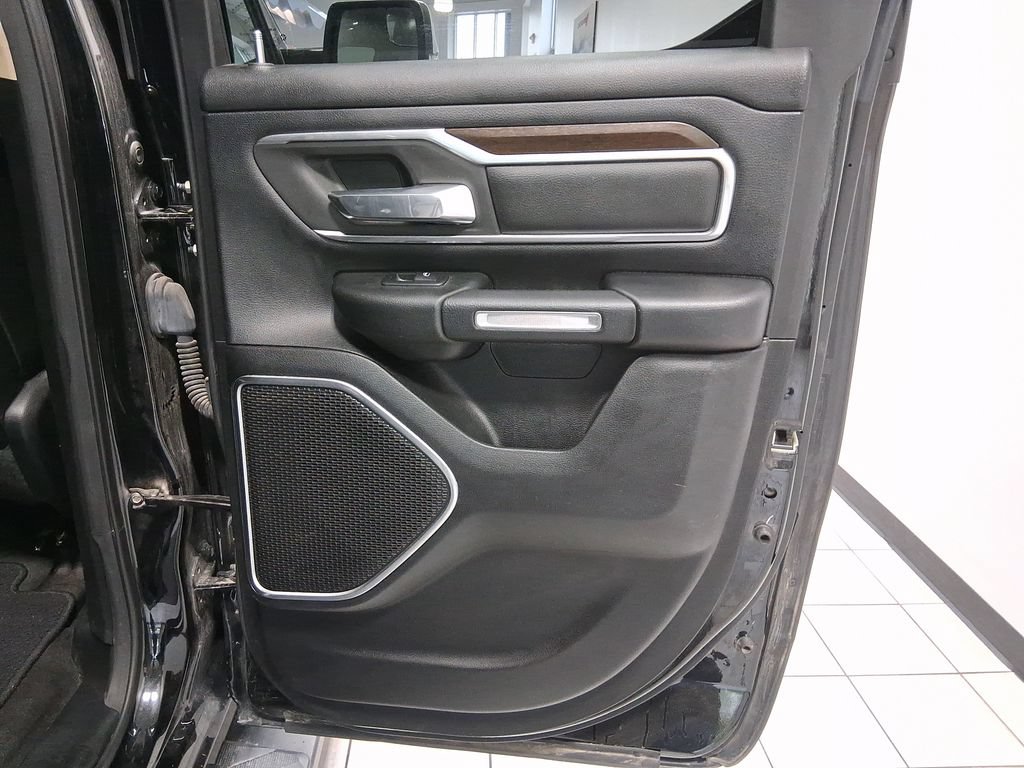 Used 2021 RAM 1500 Laramie AWD/4WD image 36