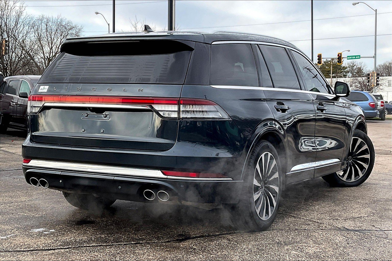 Used 2021 Lincoln Aviator Black Label Grand Touring w/ Class IV Trailer Tow Package AWD/4WD image 10
