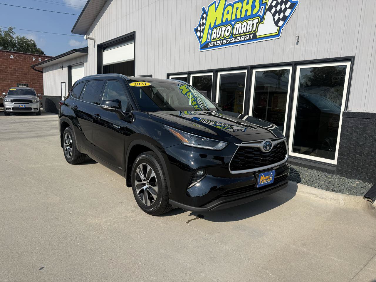 Used 2021 Toyota Highlander XLE