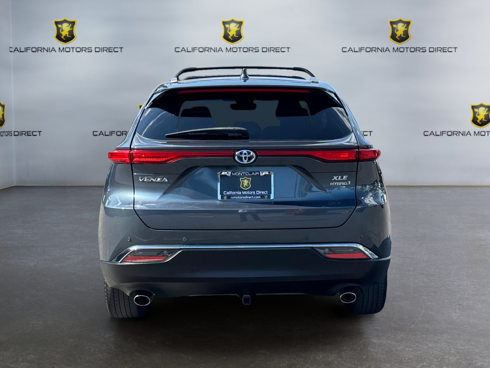 Used 2022 Toyota Venza XLE AWD/4WD image 4