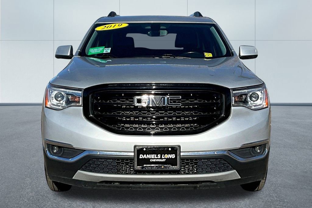 Used 2019 GMC Acadia SLT image 3