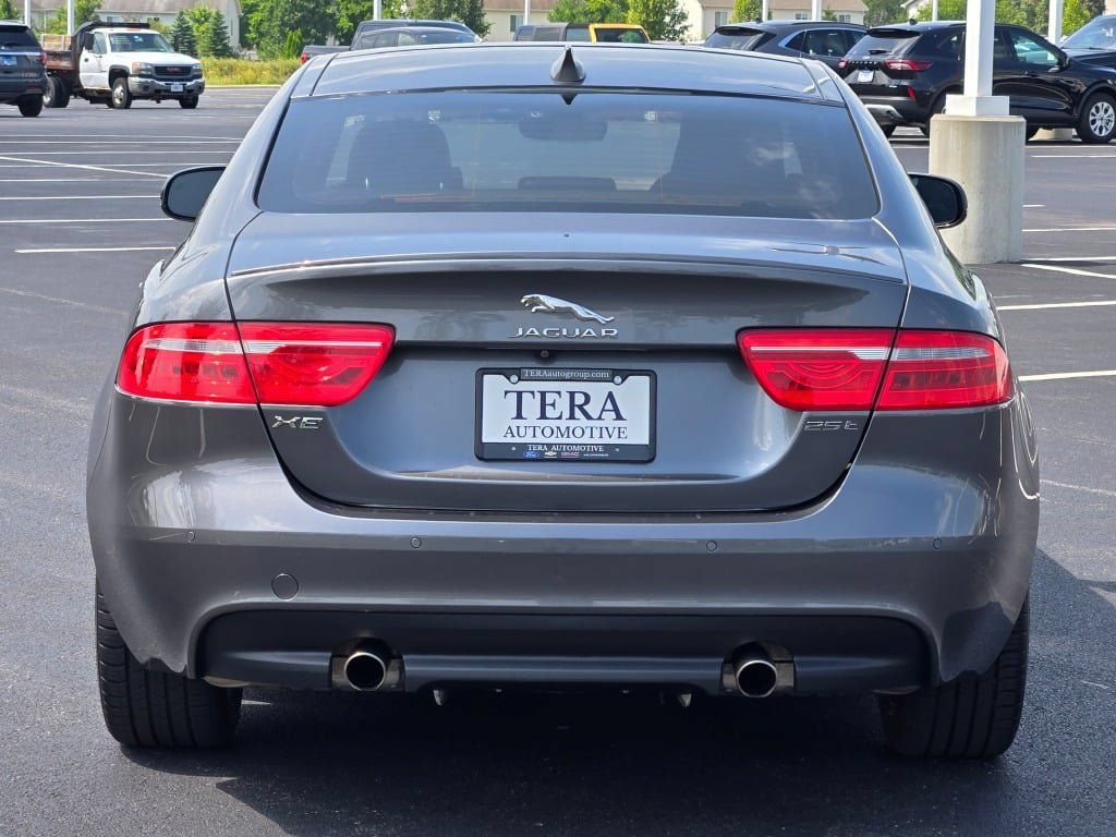 Used 2019 Jaguar XE R-Sport RWD image 14