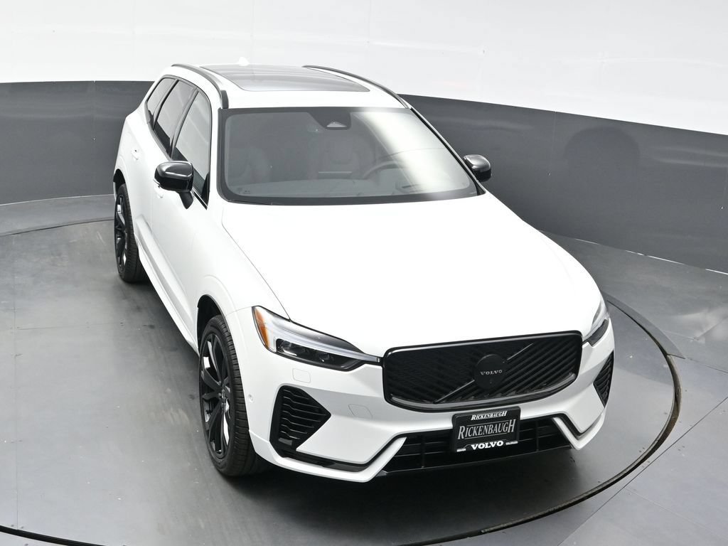 New 2026 Volvo XC60 T8 Ultra w/ Climate Package PRO AWD/4WD image 30