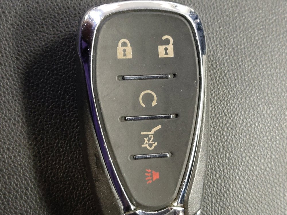 Used 2018 Chevrolet Equinox LT image 32