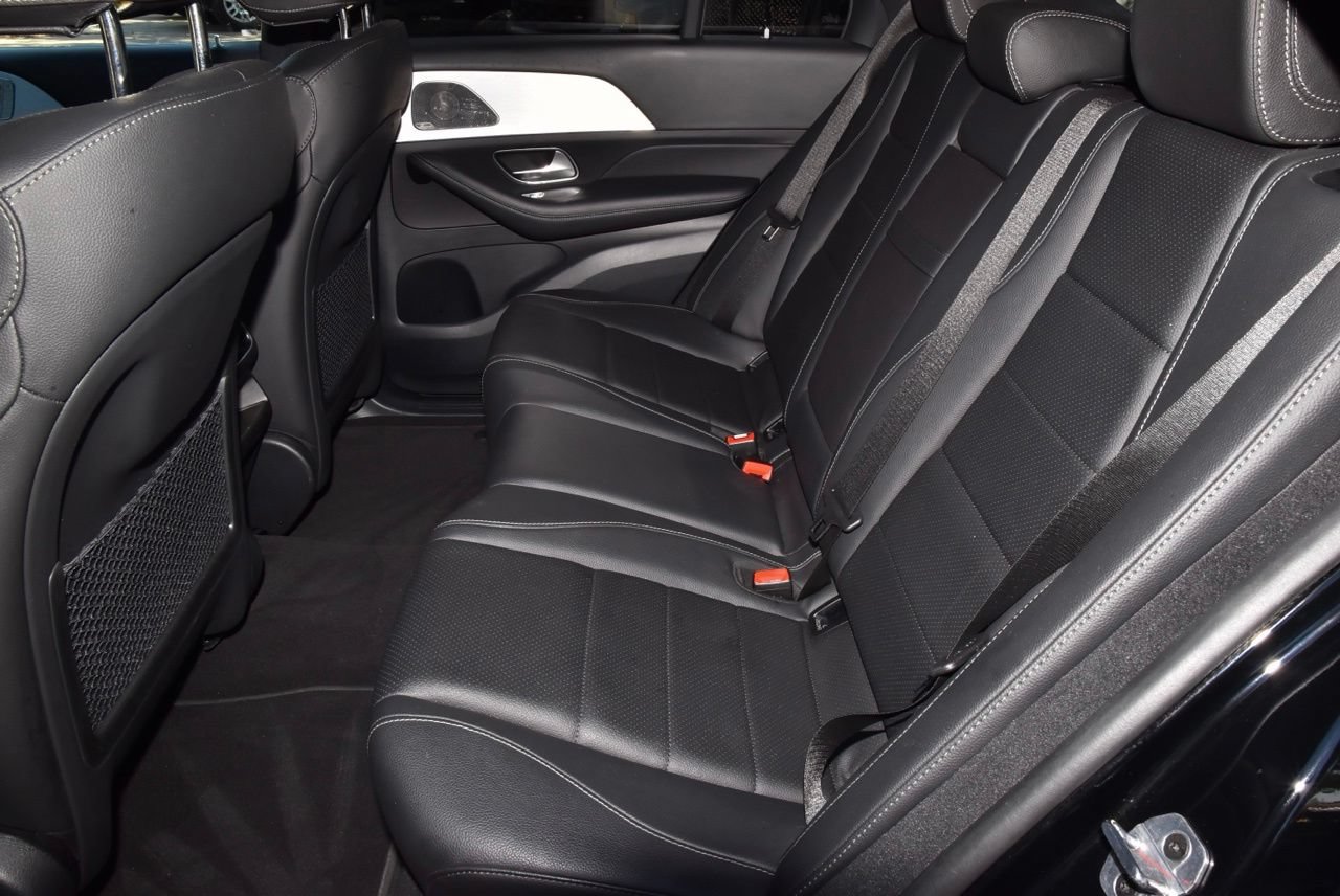 Used 2025 Mercedes-Benz GLE 350 4MATIC w/ Driver Assistance Package image 14