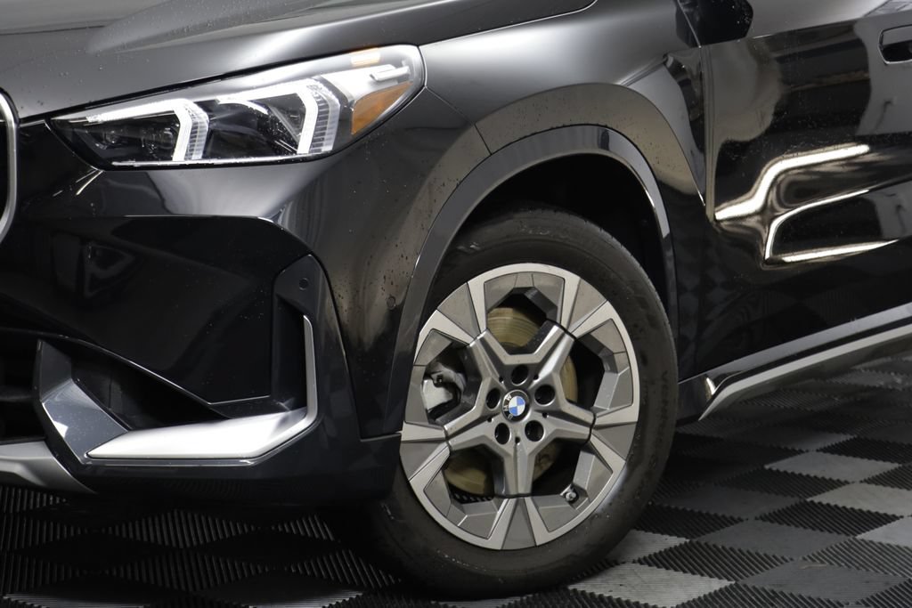Certified 2026 BMW X1 xDrive28i AWD/4WD image 3