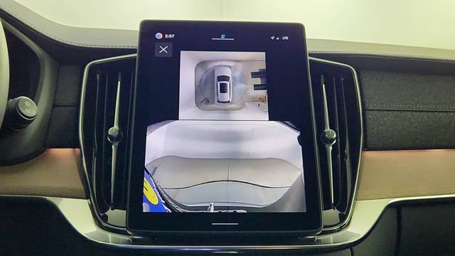 New 2026 Volvo XC90 T8 Plus w/ Protection Package AWD/4WD image 20