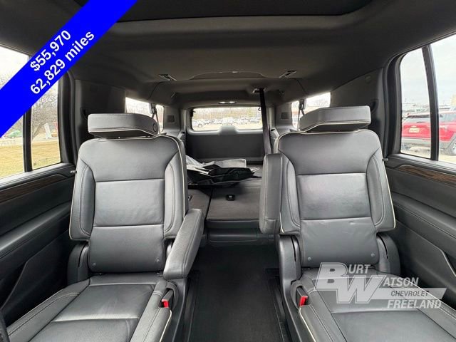 Used 2024 Chevrolet Suburban Premier w/ Premium Package 2 AWD/4WD image 26