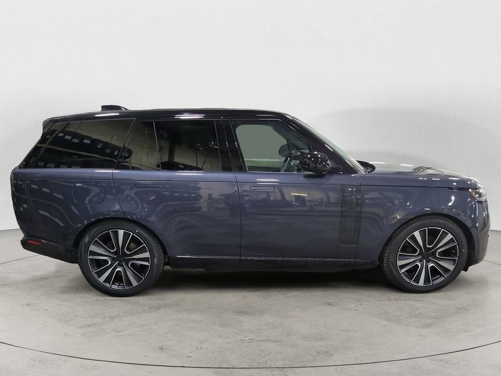 New 2026 Land Rover Range Rover SE image 6