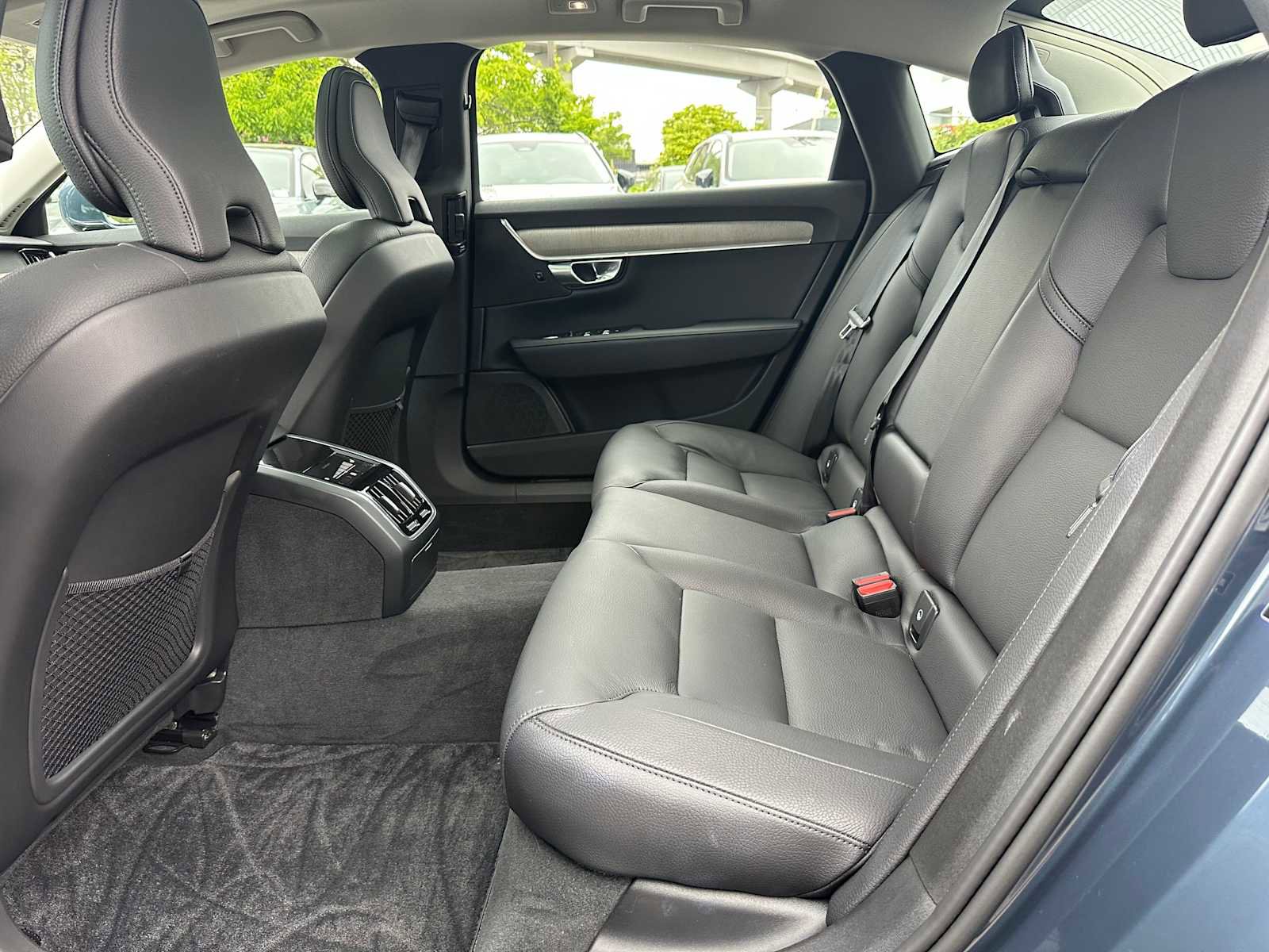 Certified 2023 Volvo S90 B6 Plus AWD/4WD image 16