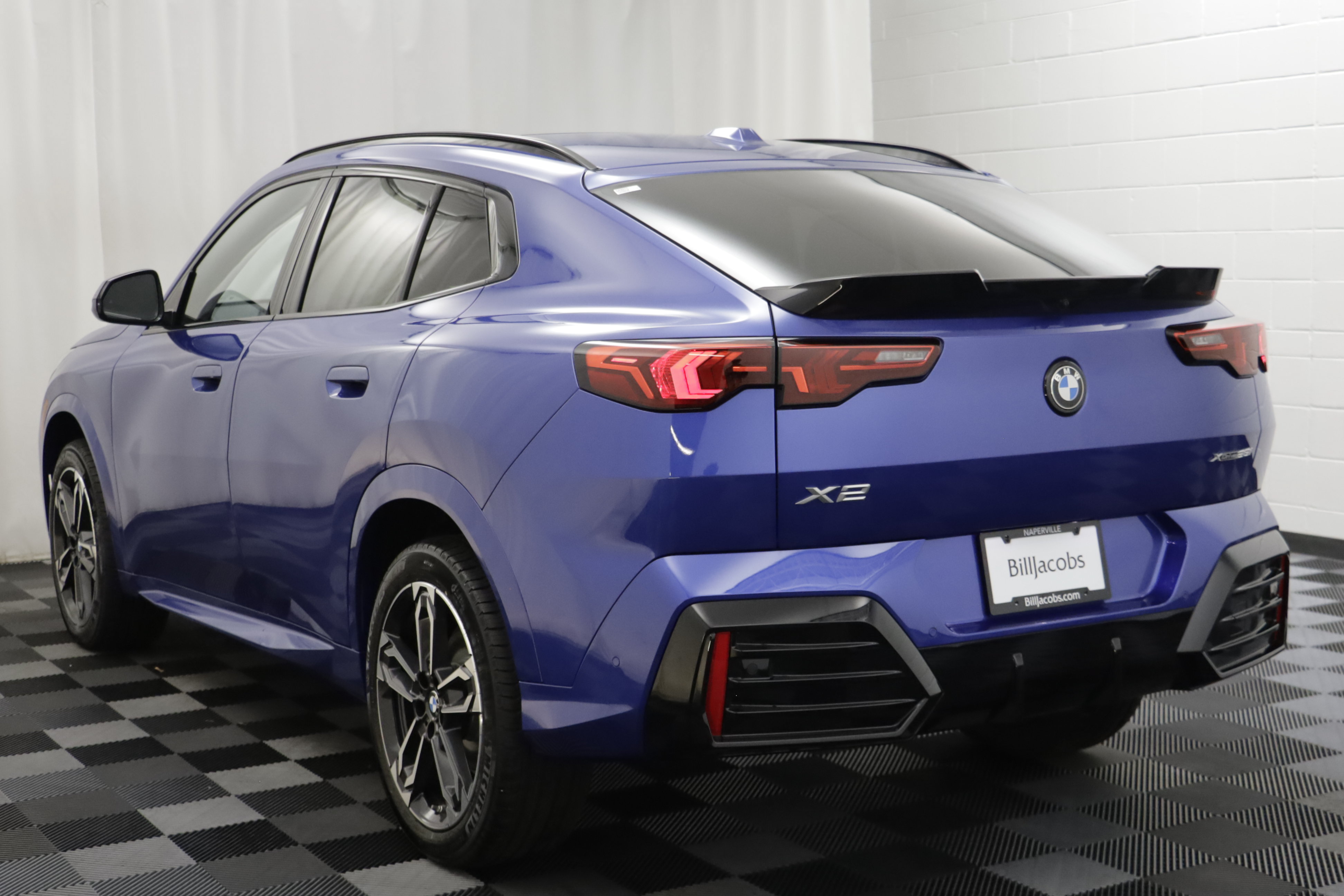New 2027 BMW X2 xDrive28i w/ M Sport Package AWD/4WD image 15