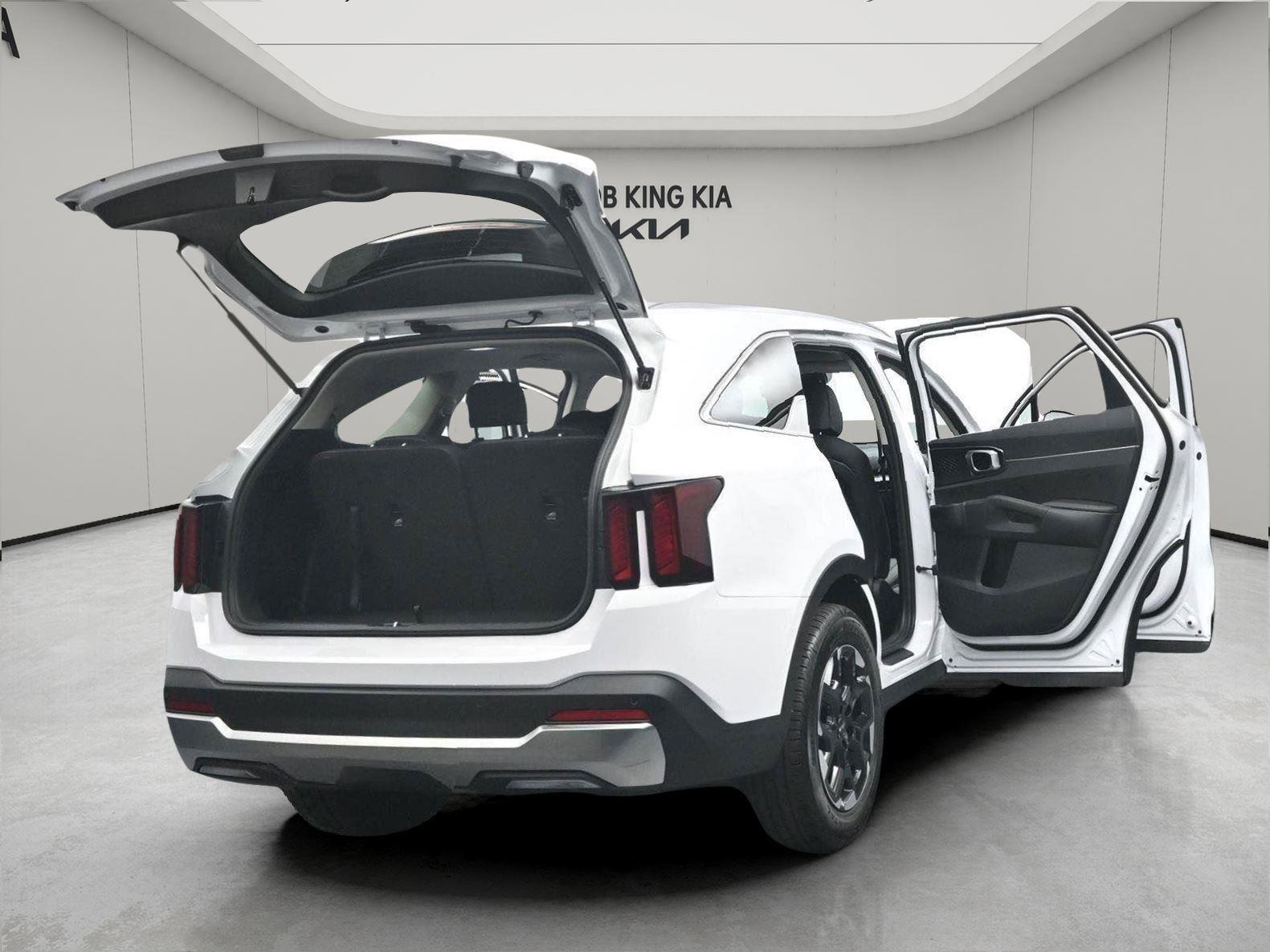 Used 2025 Kia Sorento S w/ Panoramic Sunroof Package FWD image 18