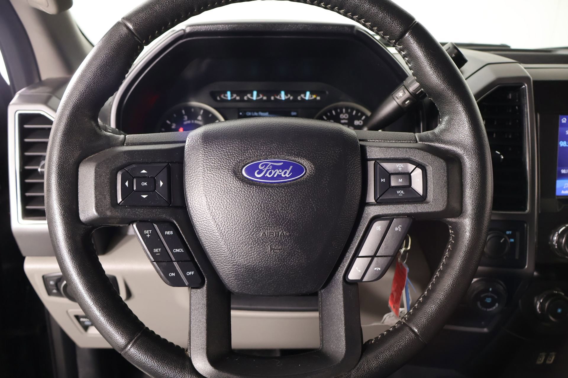 Used 2020 Ford F150 XLT w/ Equipment Group 302A Luxury RWD image 3