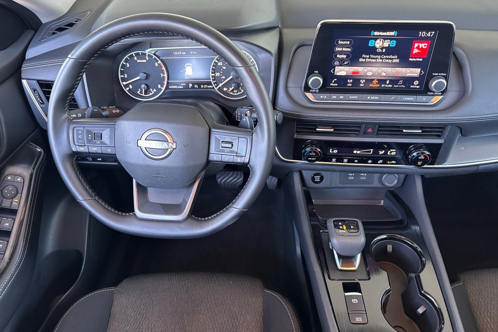 Used 2025 Nissan Rogue SV AWD/4WD image 31