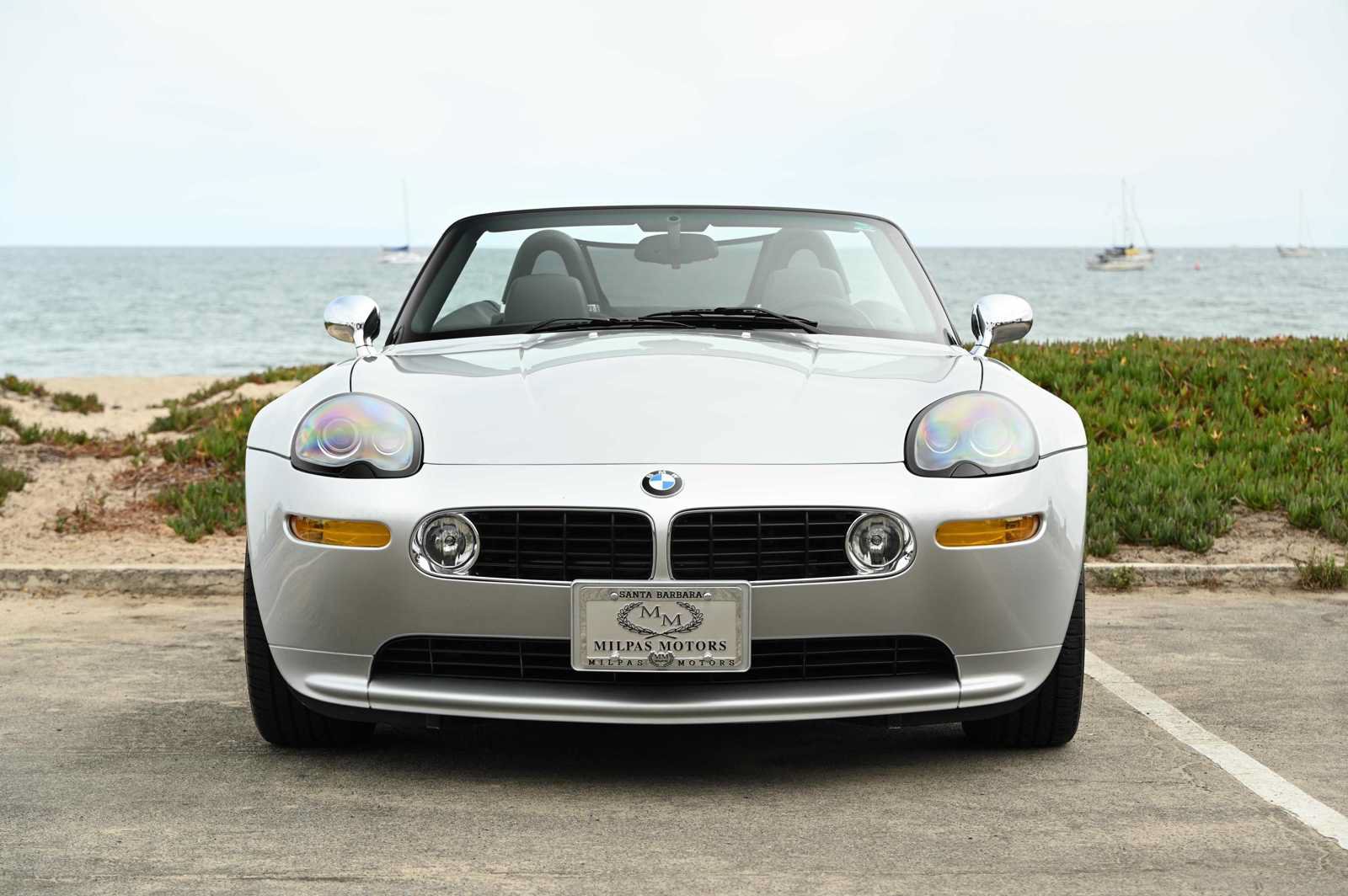 Used 2003 BMW Z8 RWD image 2