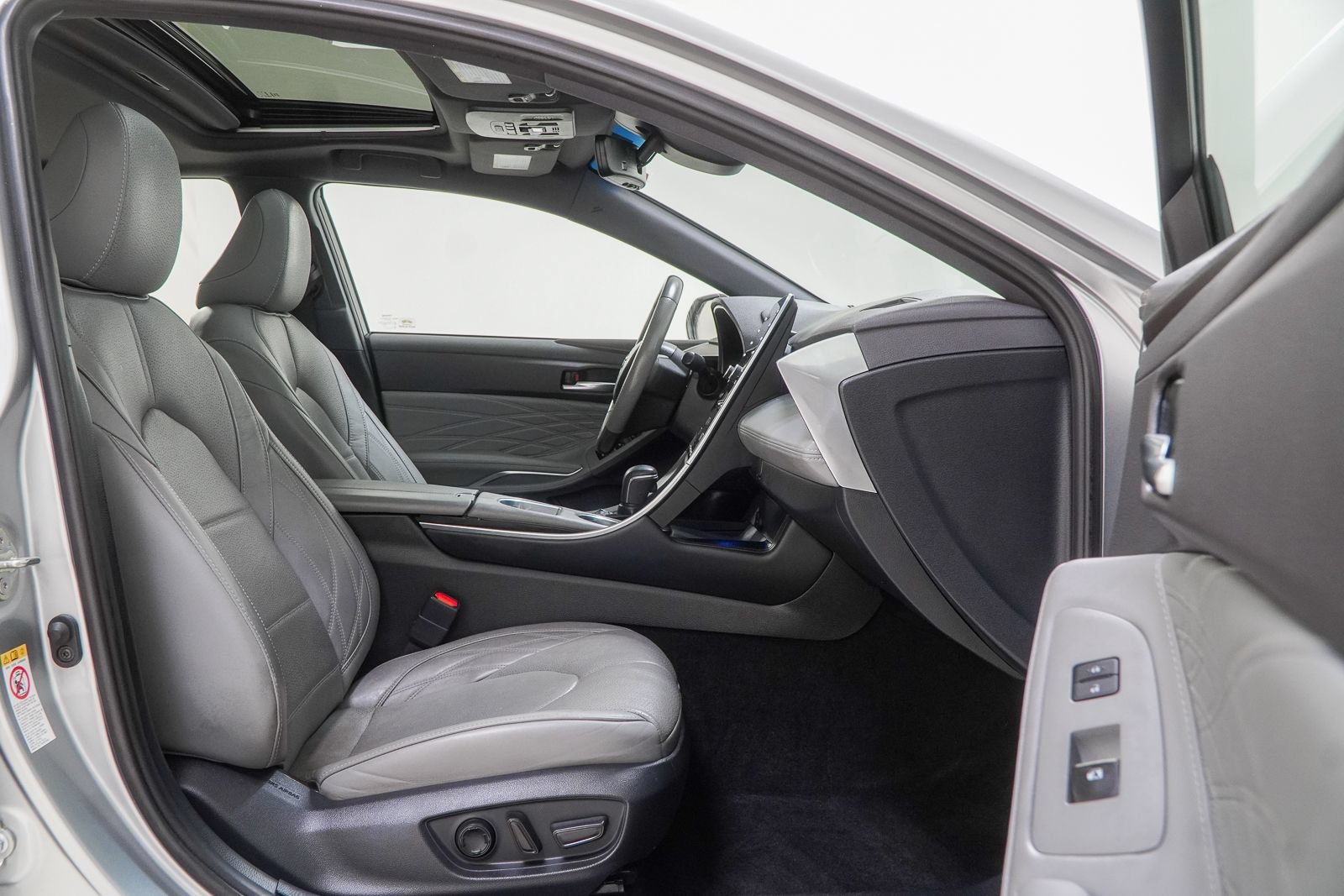 Used 2019 Toyota Avalon Limited w/ Protection Package FWD image 36