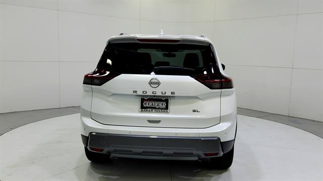 Certified 2026 Nissan Rogue SL FWD image 7