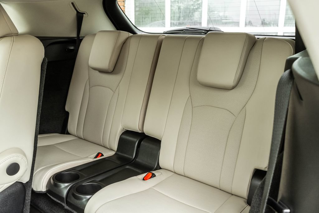 Used 2022 Lexus RX 450hL AWD w/ Premium Package image 28