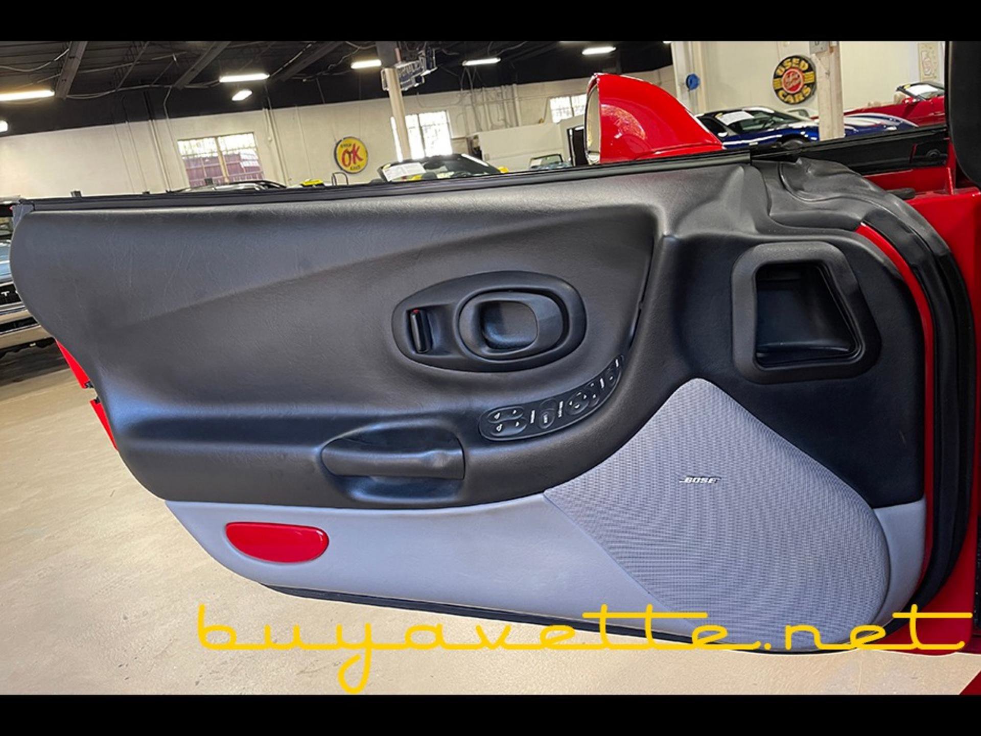 Used 2003 Chevrolet Corvette Convertible w/ Preferred Equipment Group1 image 24