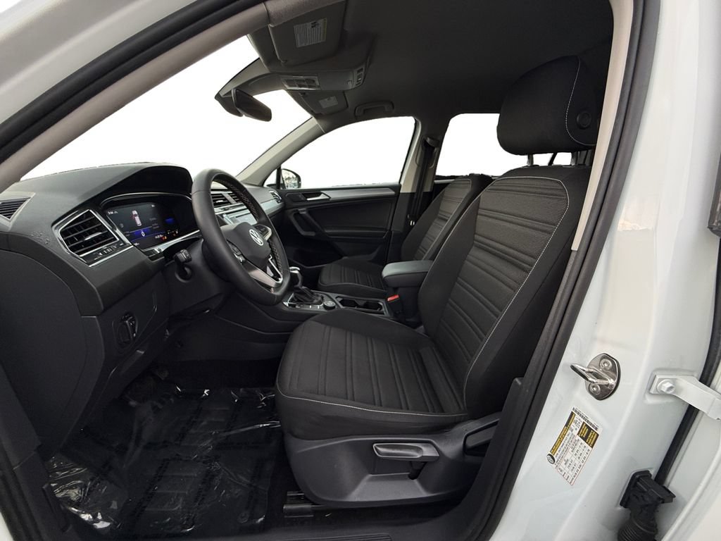 Used 2023 Volkswagen Tiguan S AWD/4WD image 10