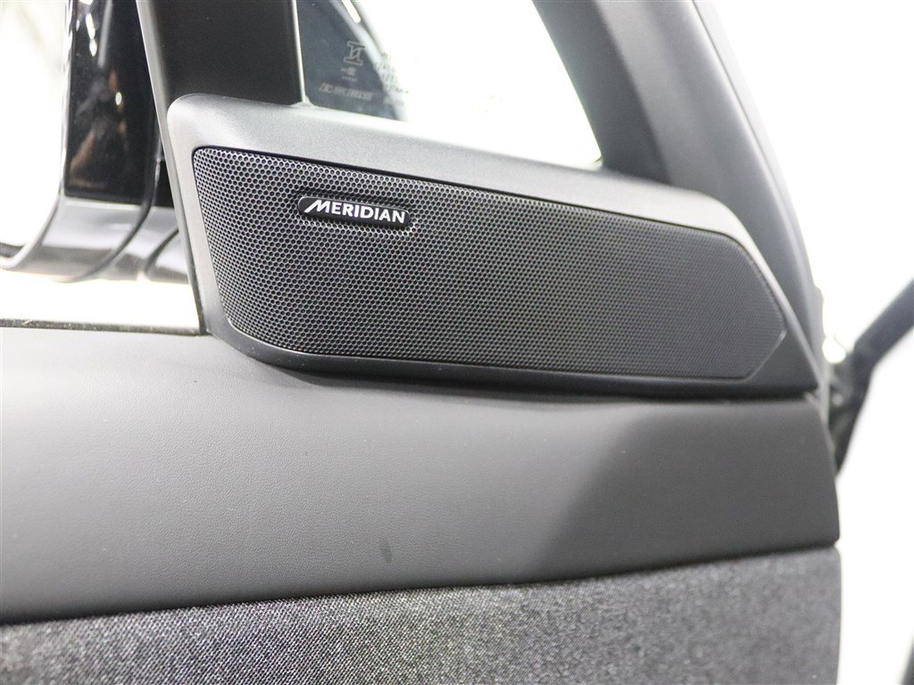 Used 2024 Land Rover Range Rover Sport SE image 37