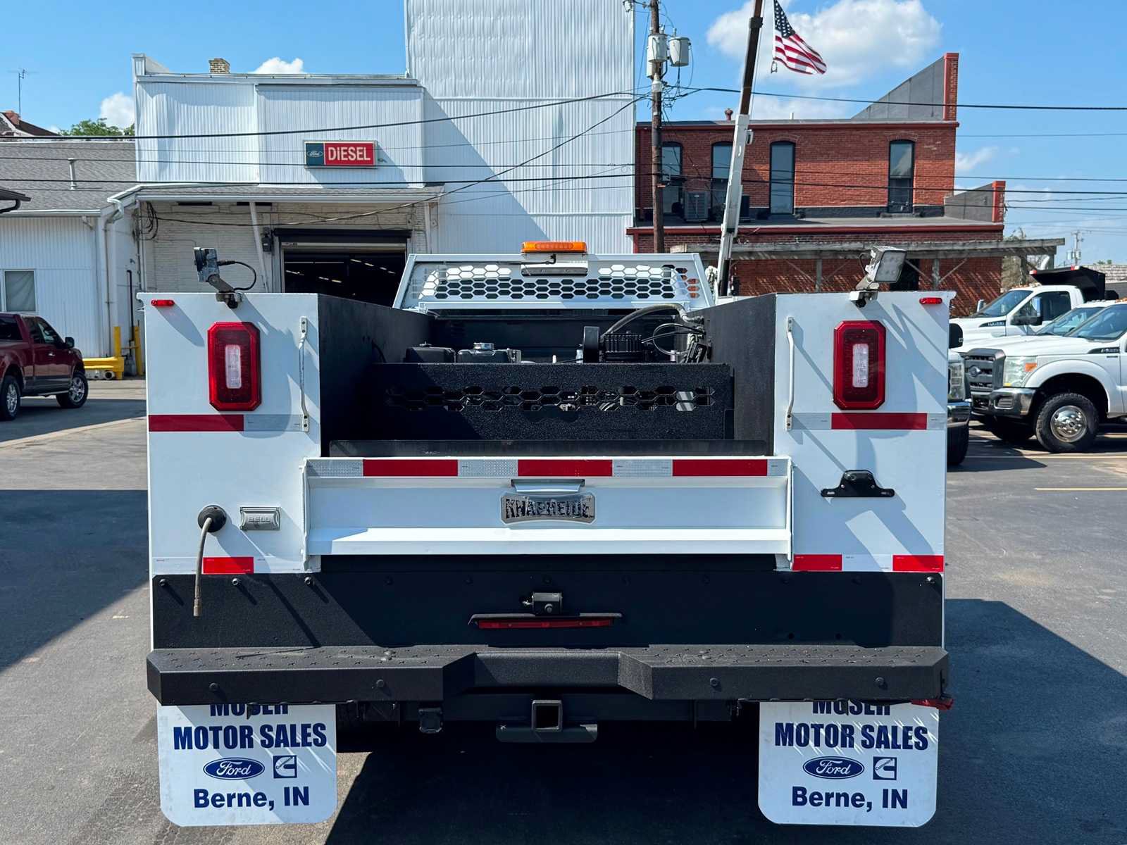 Used 2018 Ford F550 4x4 Regular Cab Super Duty image 11