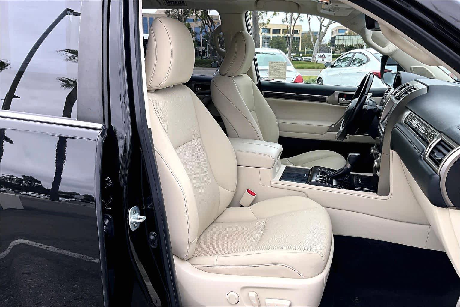 Used 2020 Lexus GX 460 Premium w/ Premium Package AWD/4WD image 8