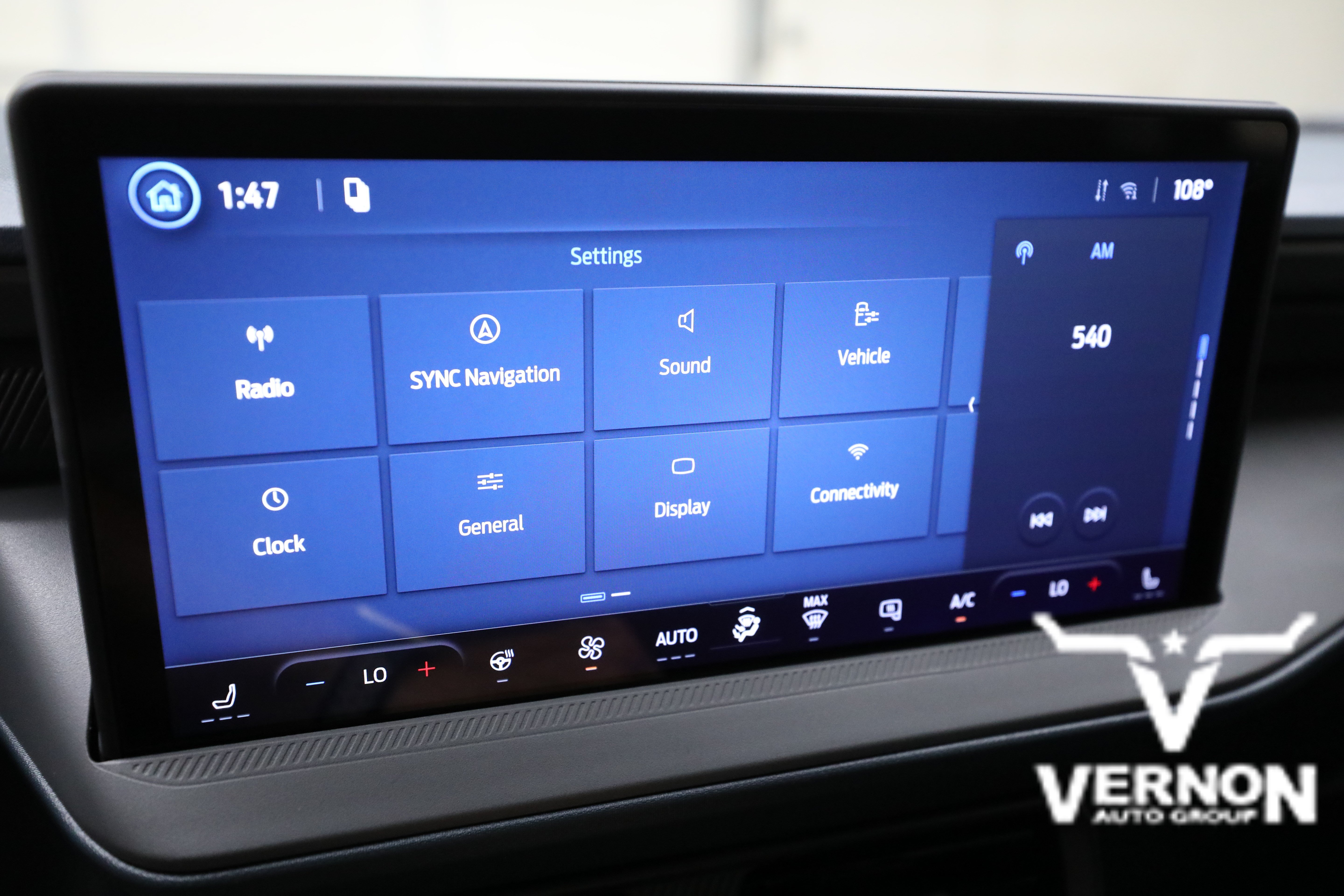 New 2026 Ford Maverick Lariat w/ Black Appearance Package AWD/4WD image 25