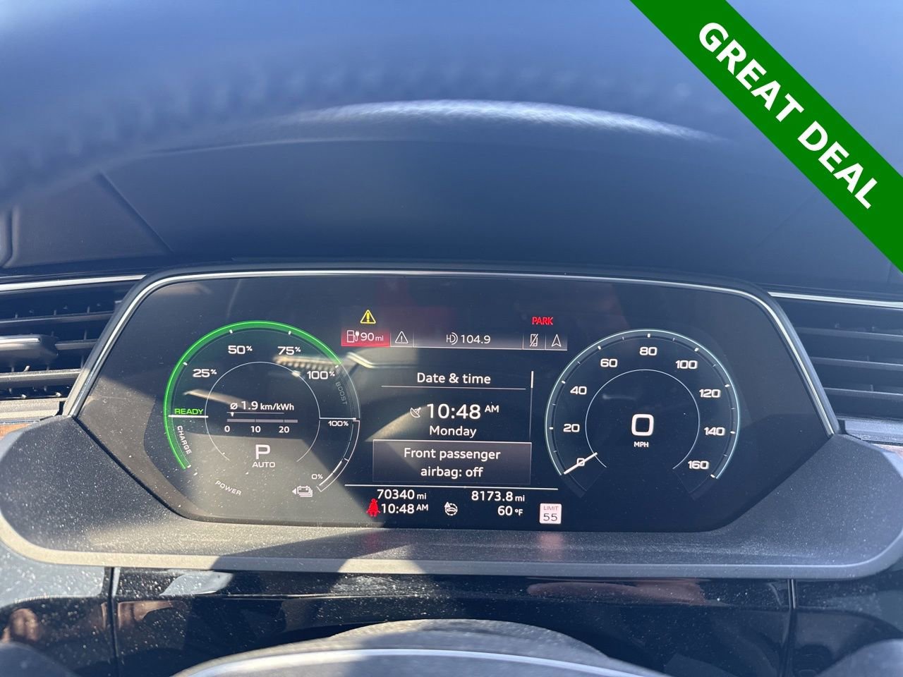 Used 2019 Audi e-tron Prestige w/ Prestige Package image 19