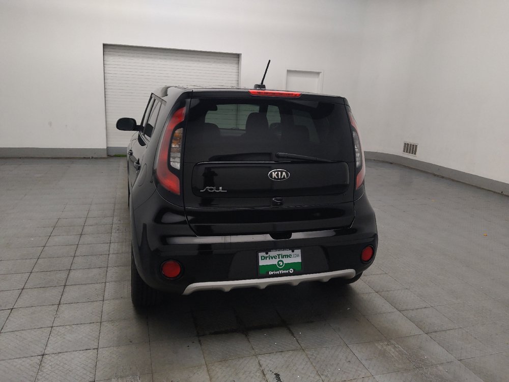 Used 2018 Kia Soul + FWD image 6