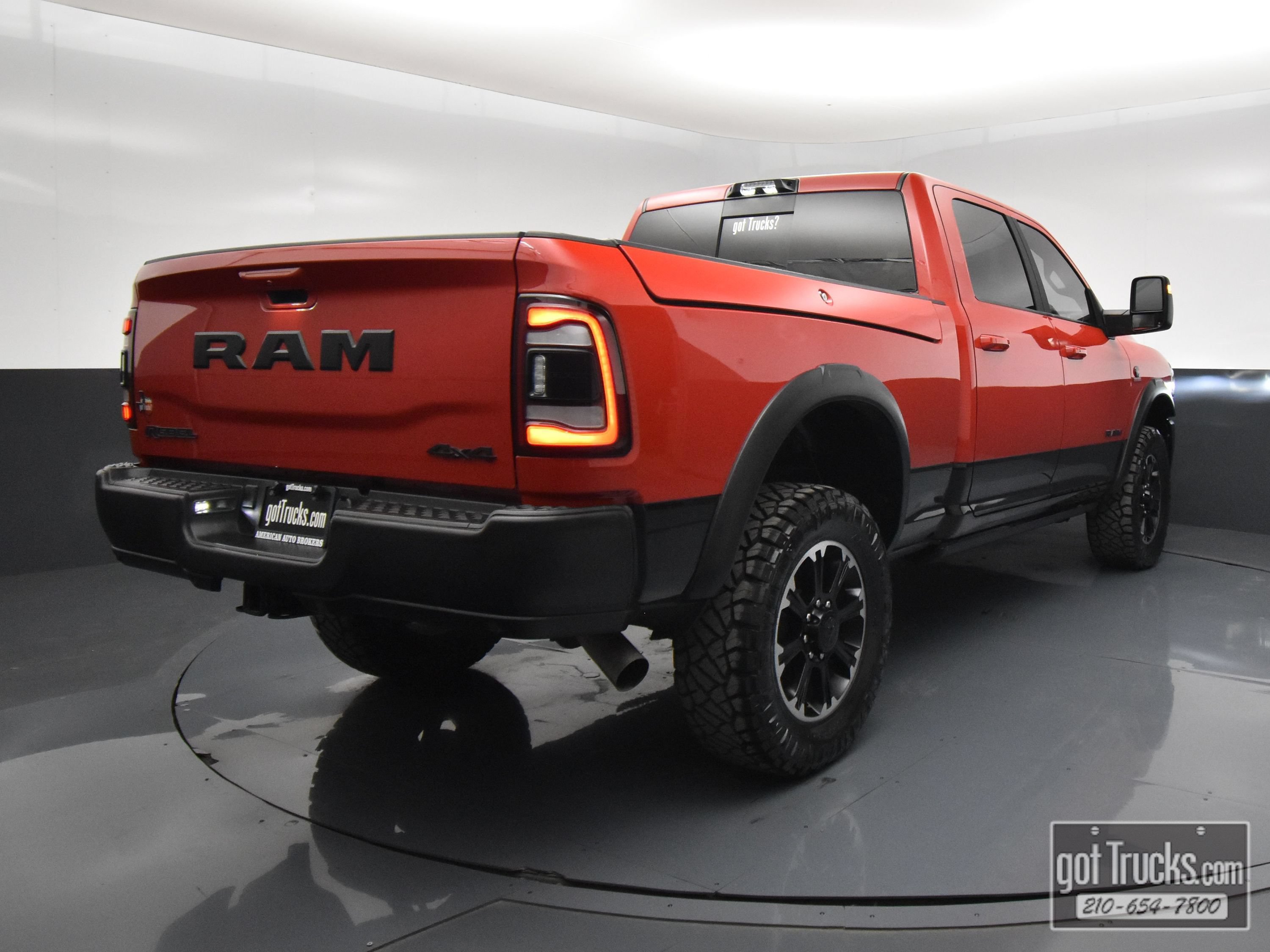 Used 2024 RAM 2500 Rebel AWD/4WD image 50