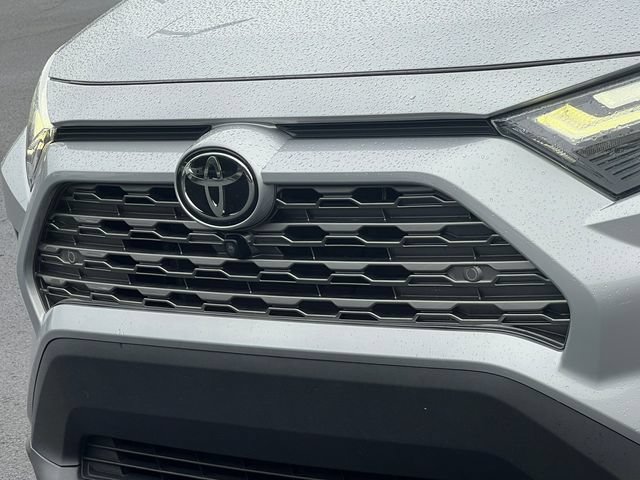 Used 2022 Toyota RAV4 Limited AWD/4WD image 48