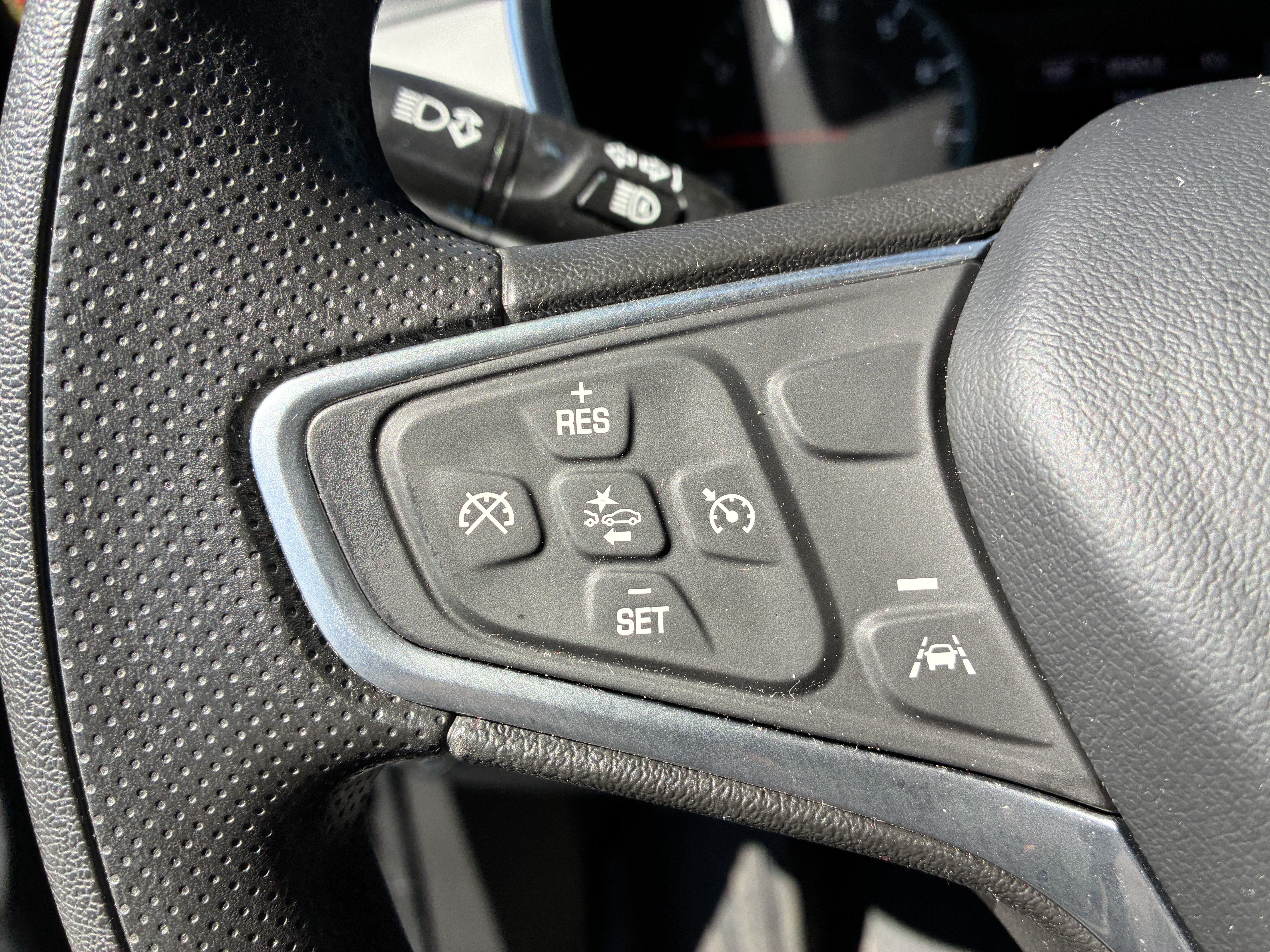 Used 2023 Chevrolet Equinox LS FWD image 29