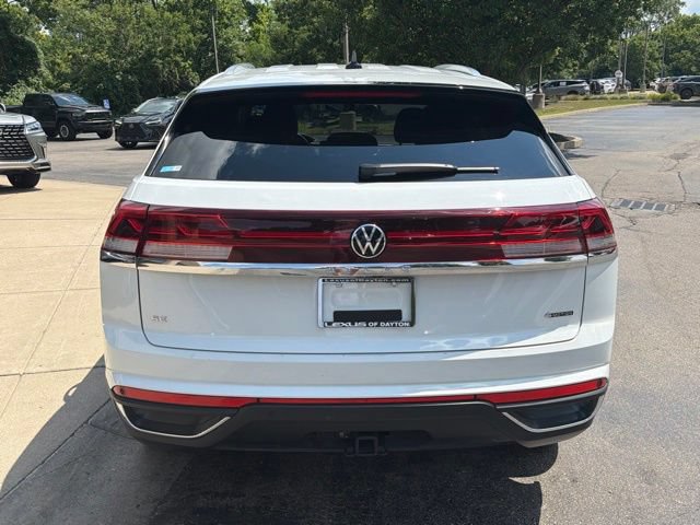 Used 2025 Volkswagen Atlas Cross Sport SE AWD/4WD image 6